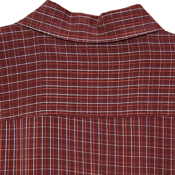 Bugatchi Uomo Button-down Short Sleeve size XL Deep Cranberry - Picture 5 of 10